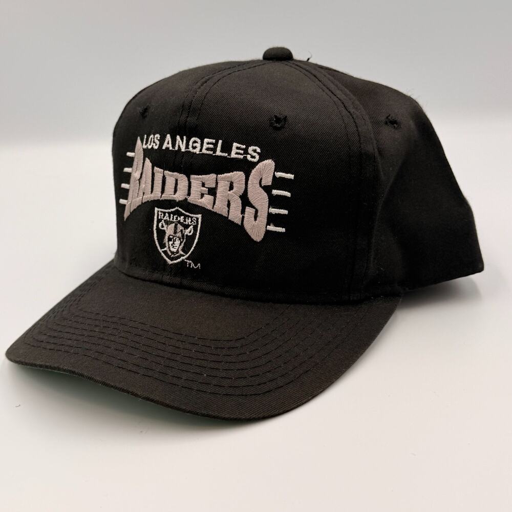 Vintage Los Angeles Raiders Youngan NFL Snapback Hat Black